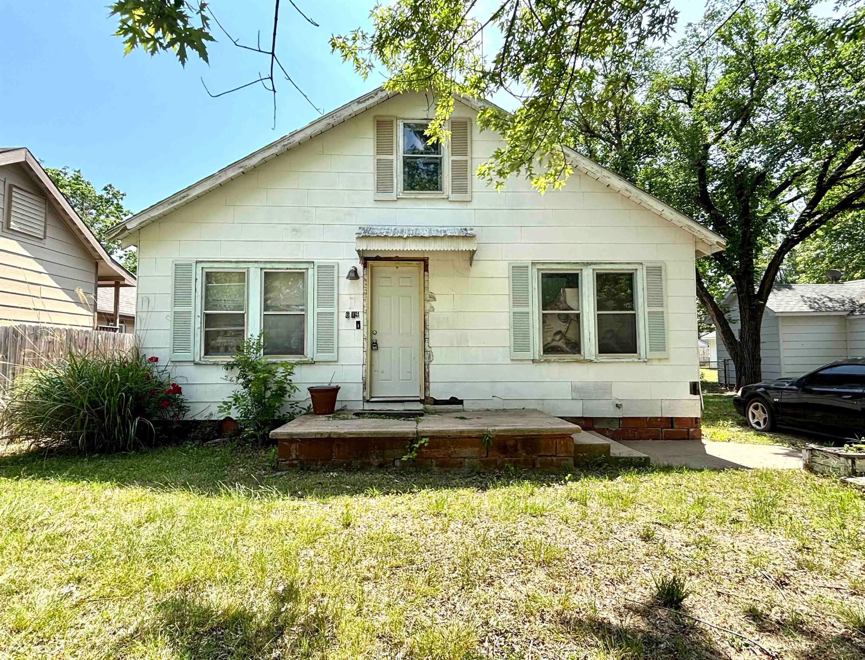 Wichita, Kansas 67213, United States, 4 Bedrooms Bedrooms, ,1 BathroomBathrooms,Residential,Pending,137295