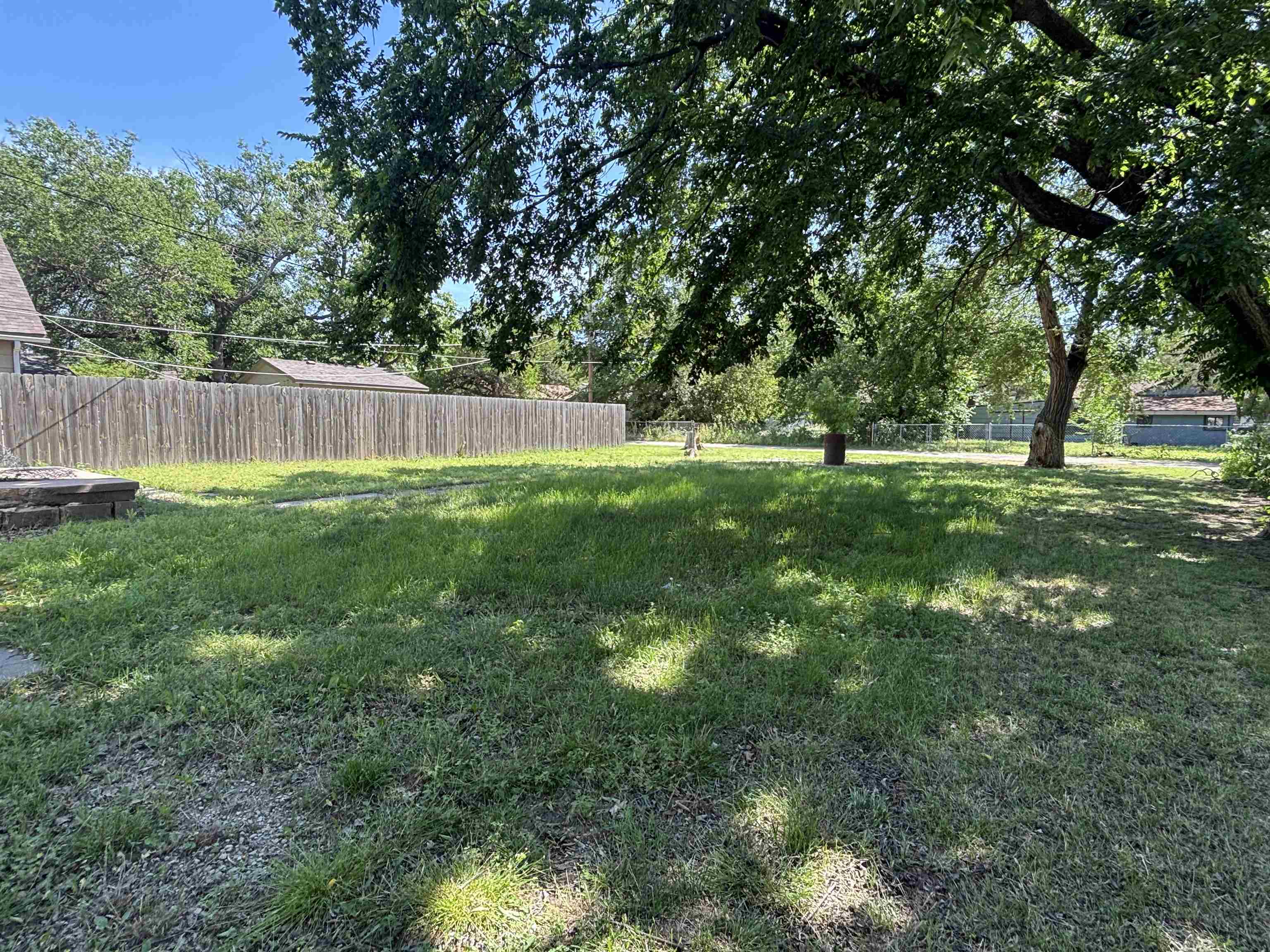 614 S Gordon St, Wichita, Kansas image 5
