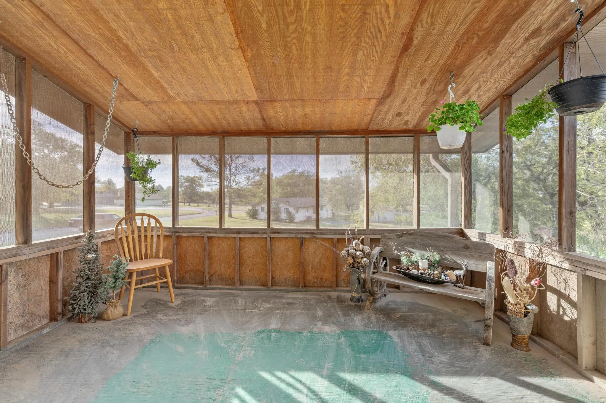 Caldwell, Kansas 67022, United States, 5 Bedrooms Bedrooms, ,3 BathroomsBathrooms,Residential,Active,239391