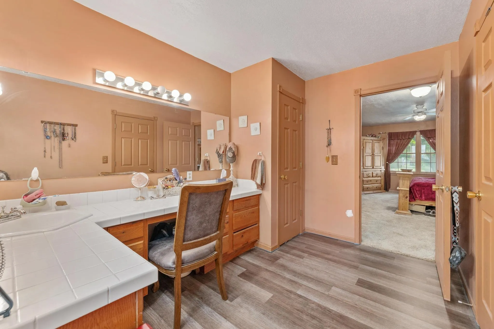 Caldwell, Kansas 67022, United States, 5 Bedrooms Bedrooms, ,3 BathroomsBathrooms,Residential,Active,239391