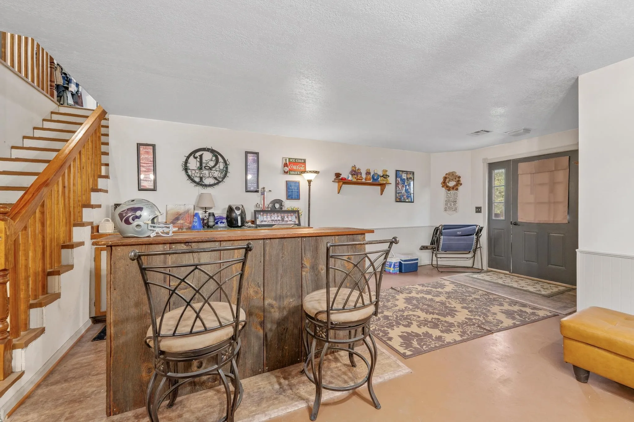 Caldwell, Kansas 67022, United States, 5 Bedrooms Bedrooms, ,3 BathroomsBathrooms,Residential,Active,239391