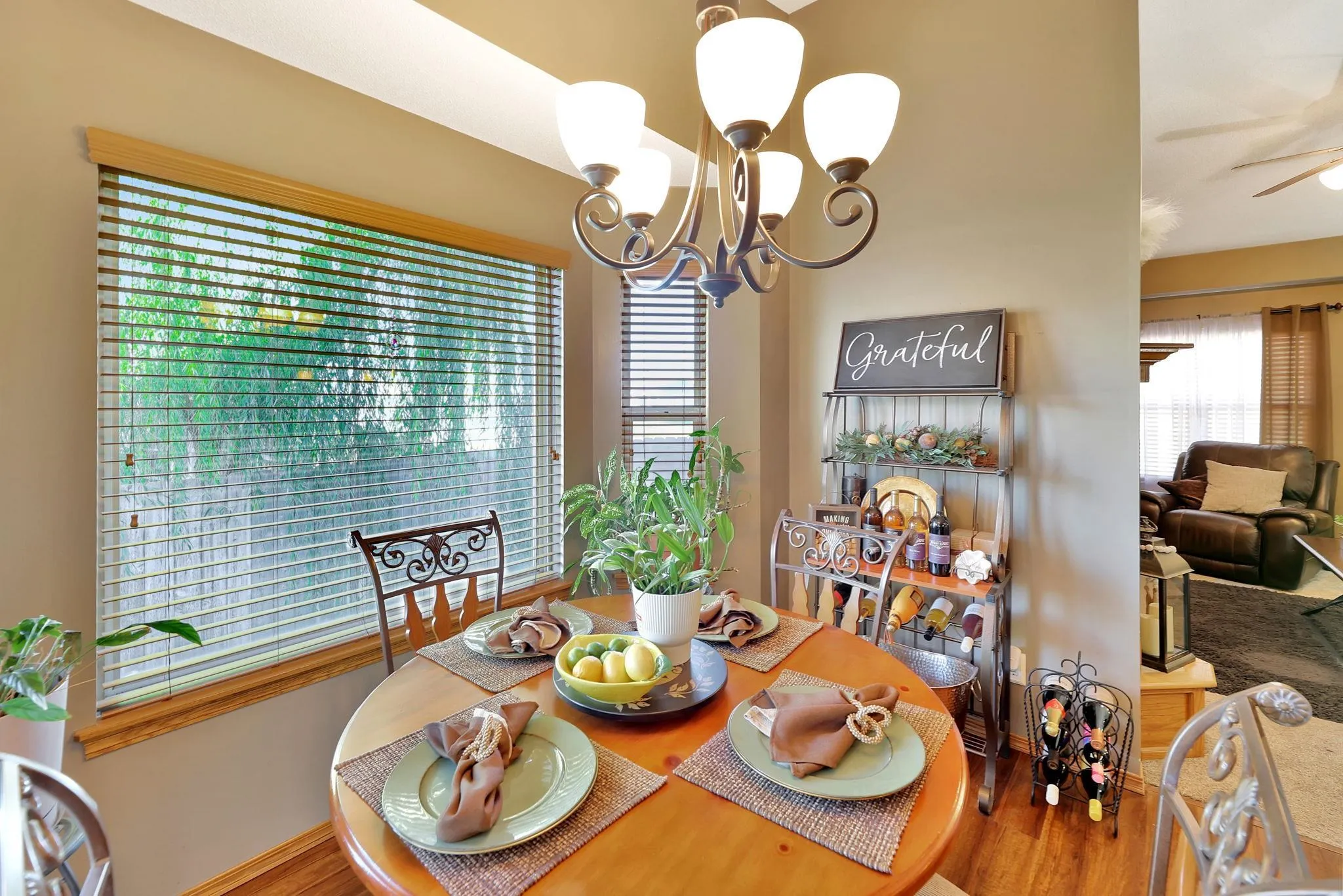 Maize, Kansas 67101, United States, 5 Bedrooms Bedrooms, ,3 BathroomsBathrooms,Residential,Pending,32961