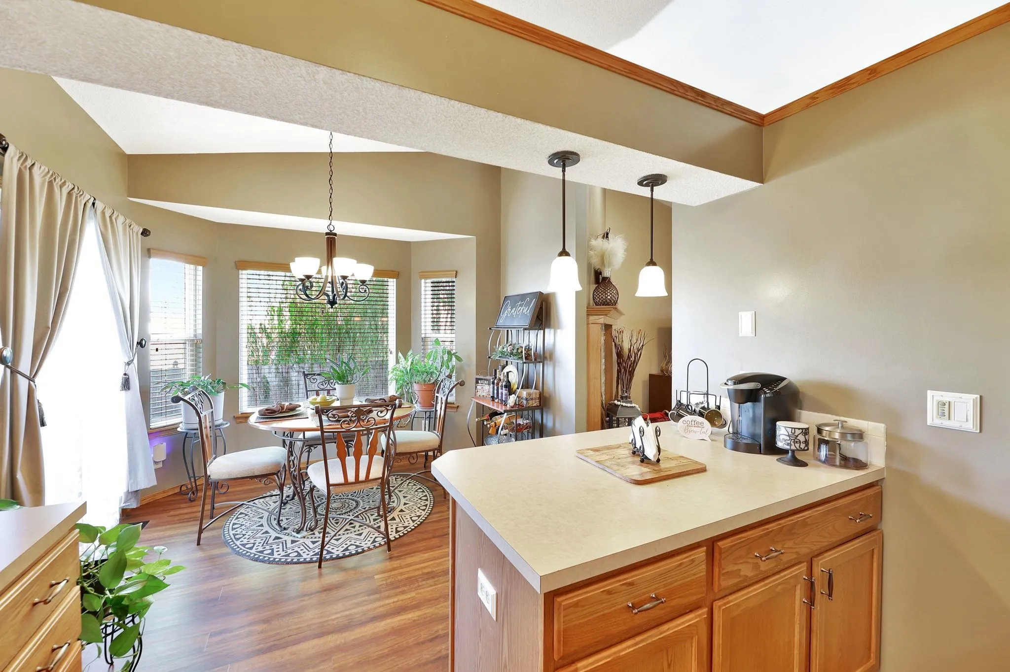 Maize, Kansas 67101, United States, 5 Bedrooms Bedrooms, ,3 BathroomsBathrooms,Residential,Pending,32961