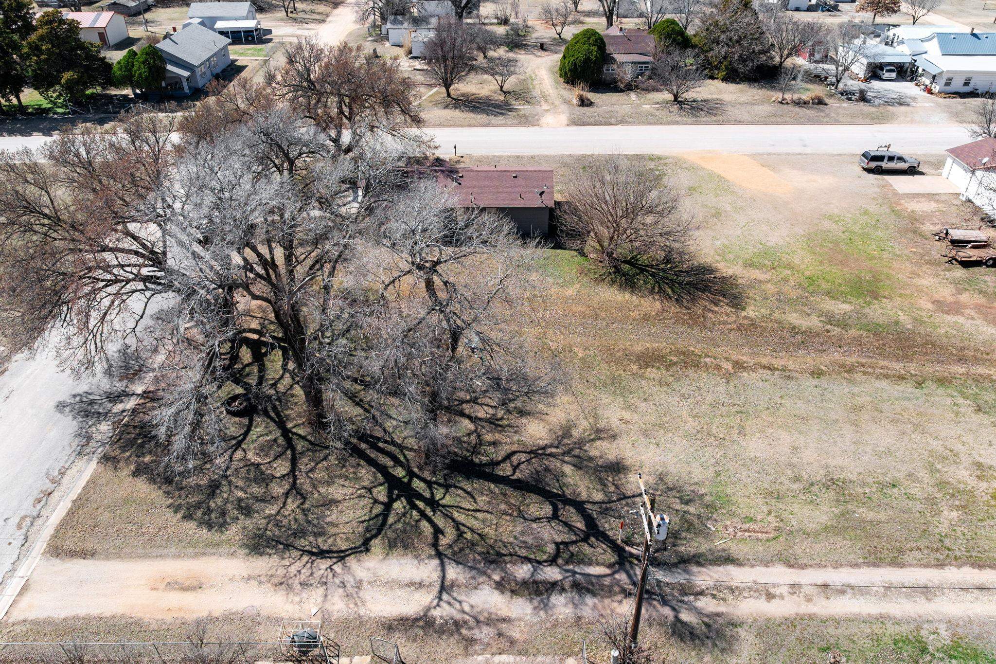 502 N Harper St, Attica, Kansas image 29