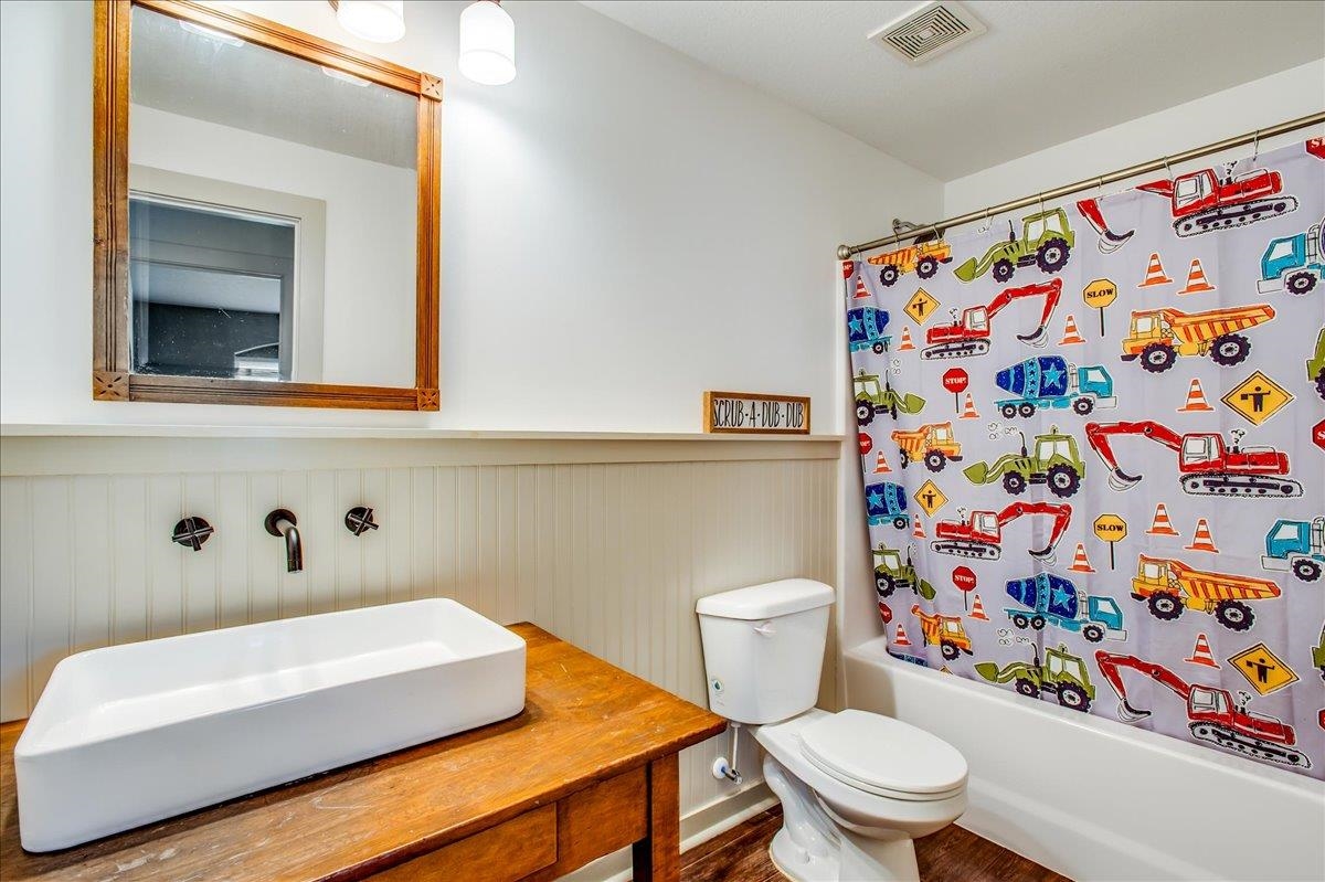 1820 E Cedar Tree St, Park City, Kansas image 29