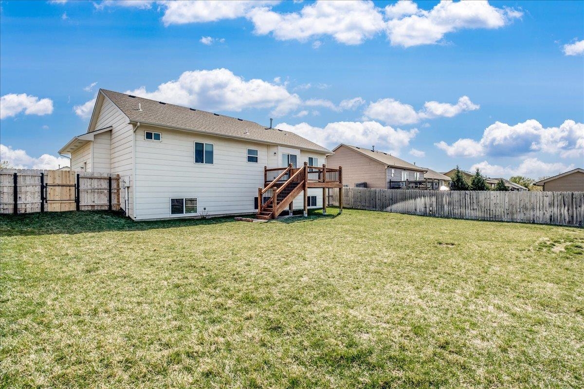 1820 E Cedar Tree St, Park City, Kansas image 32