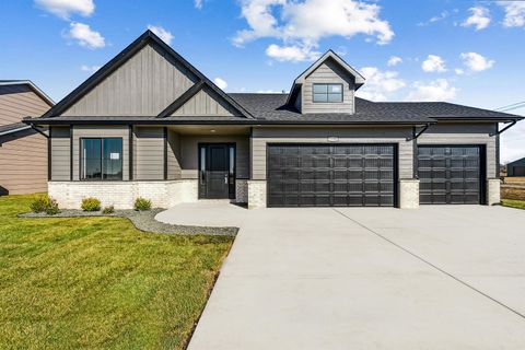 Homes For Sale - 1640 E Appleton St<br/> Valley Center, KS 67147