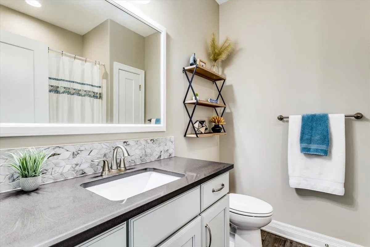 Derby, Kansas 67037, United States, 2 Bedrooms Bedrooms, ,2 BathroomsBathrooms,Residential,Pending,19961