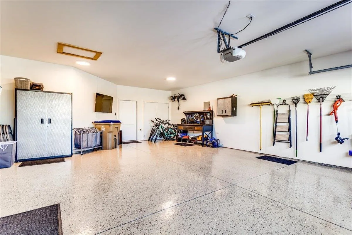 Derby, Kansas 67037, United States, 2 Bedrooms Bedrooms, ,2 BathroomsBathrooms,Residential,Pending,19961