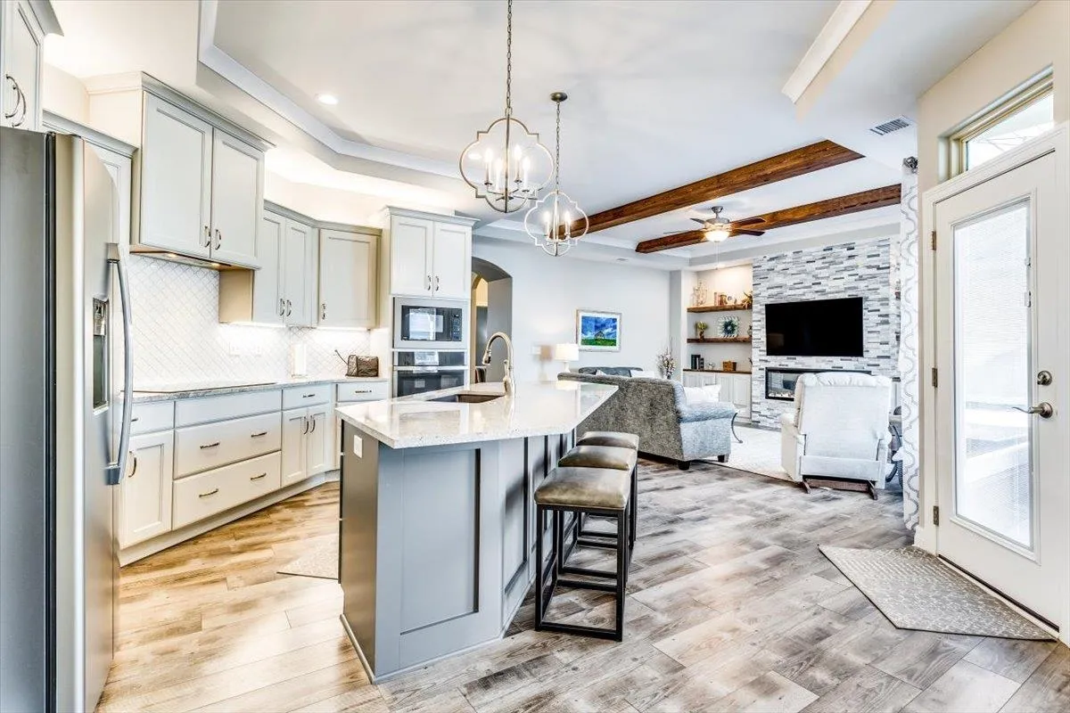 Derby, Kansas 67037, United States, 2 Bedrooms Bedrooms, ,2 BathroomsBathrooms,Residential,Pending,19961