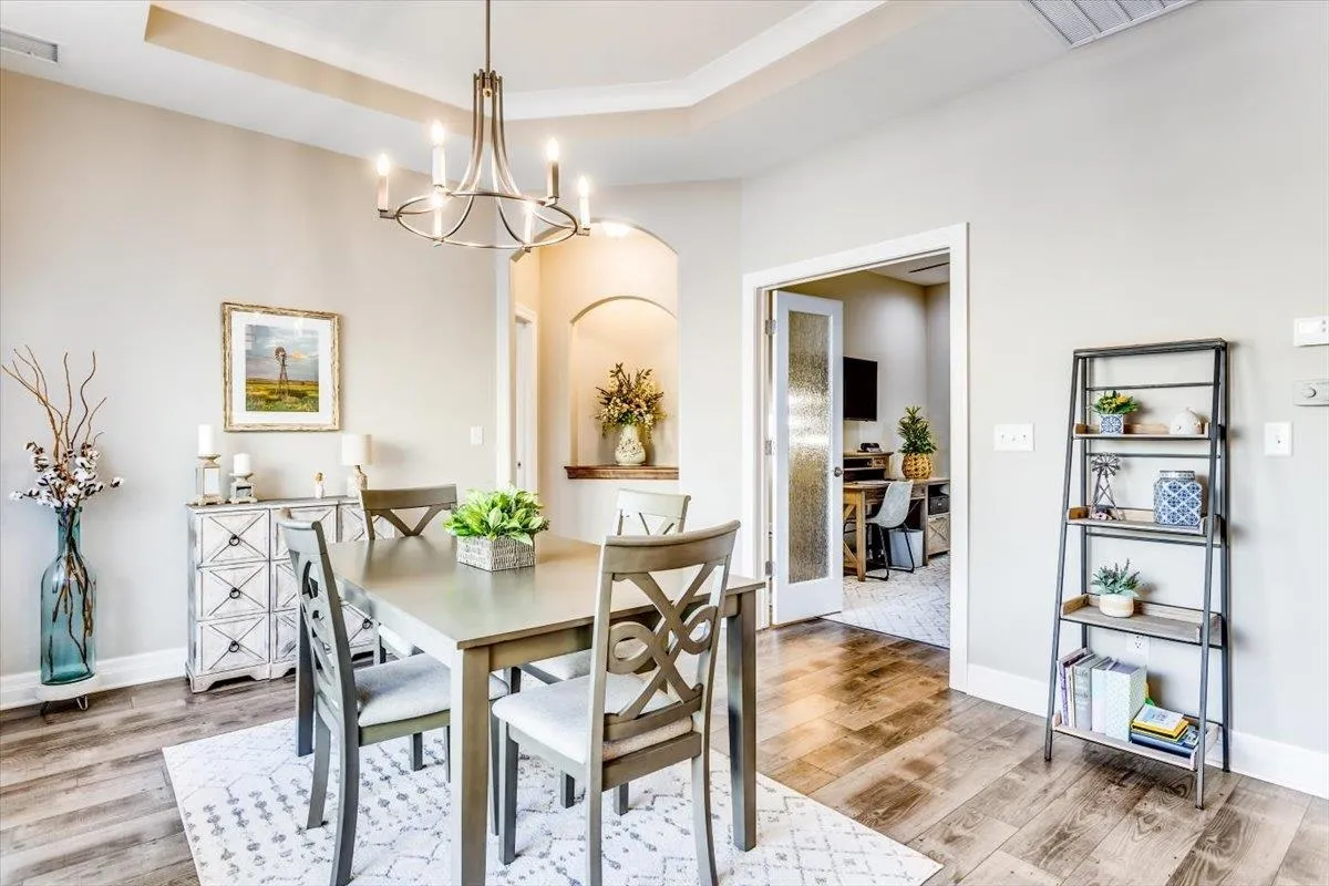 Derby, Kansas 67037, United States, 2 Bedrooms Bedrooms, ,2 BathroomsBathrooms,Residential,Pending,19961