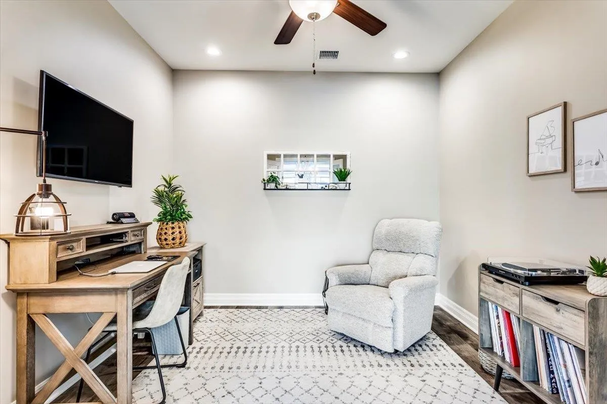 Derby, Kansas 67037, United States, 2 Bedrooms Bedrooms, ,2 BathroomsBathrooms,Residential,Pending,19961