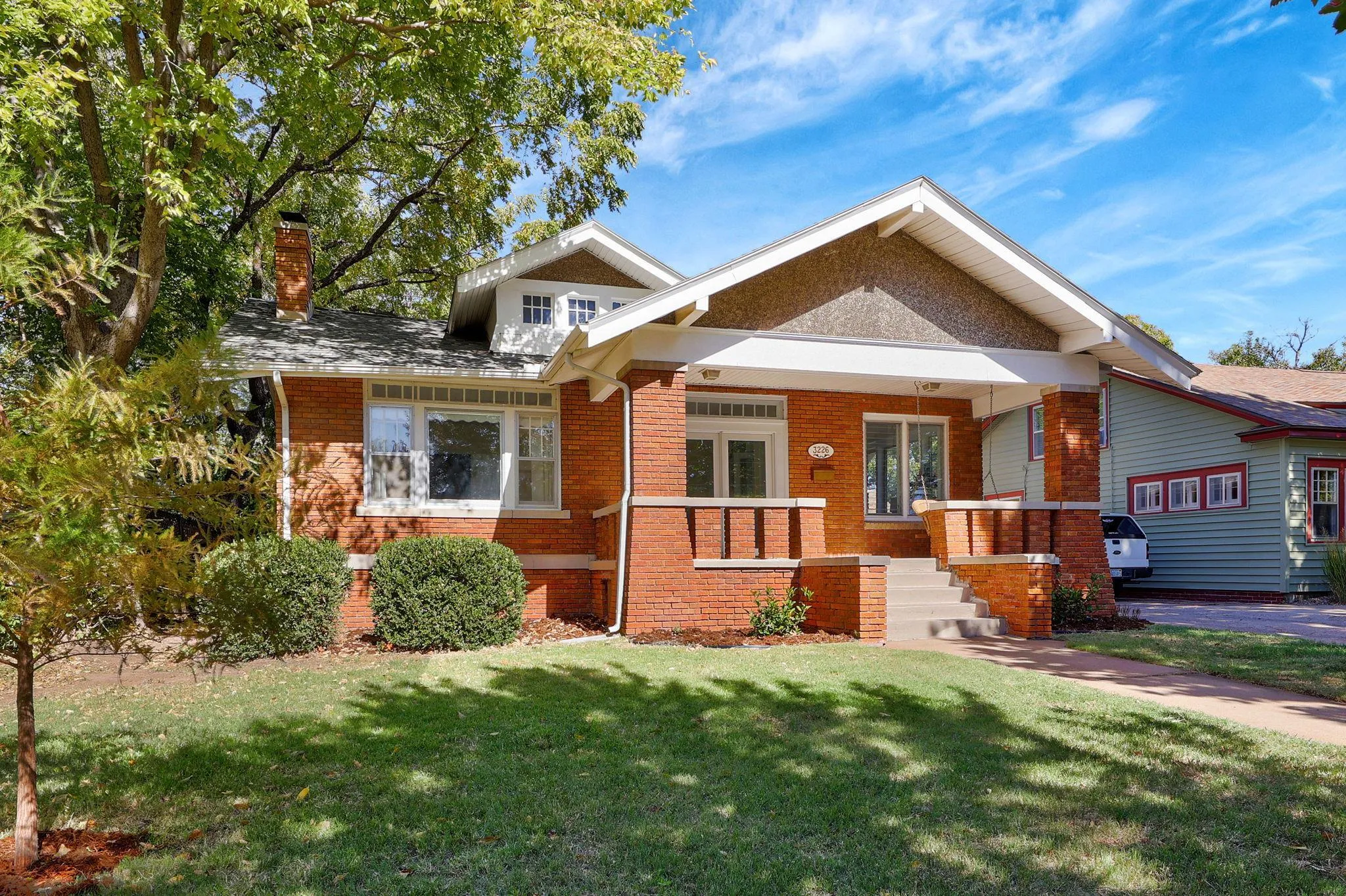 Wichita, Kansas 67208, United States, 3 Bedrooms Bedrooms, ,2 BathroomsBathrooms,Residential,Pending,38305