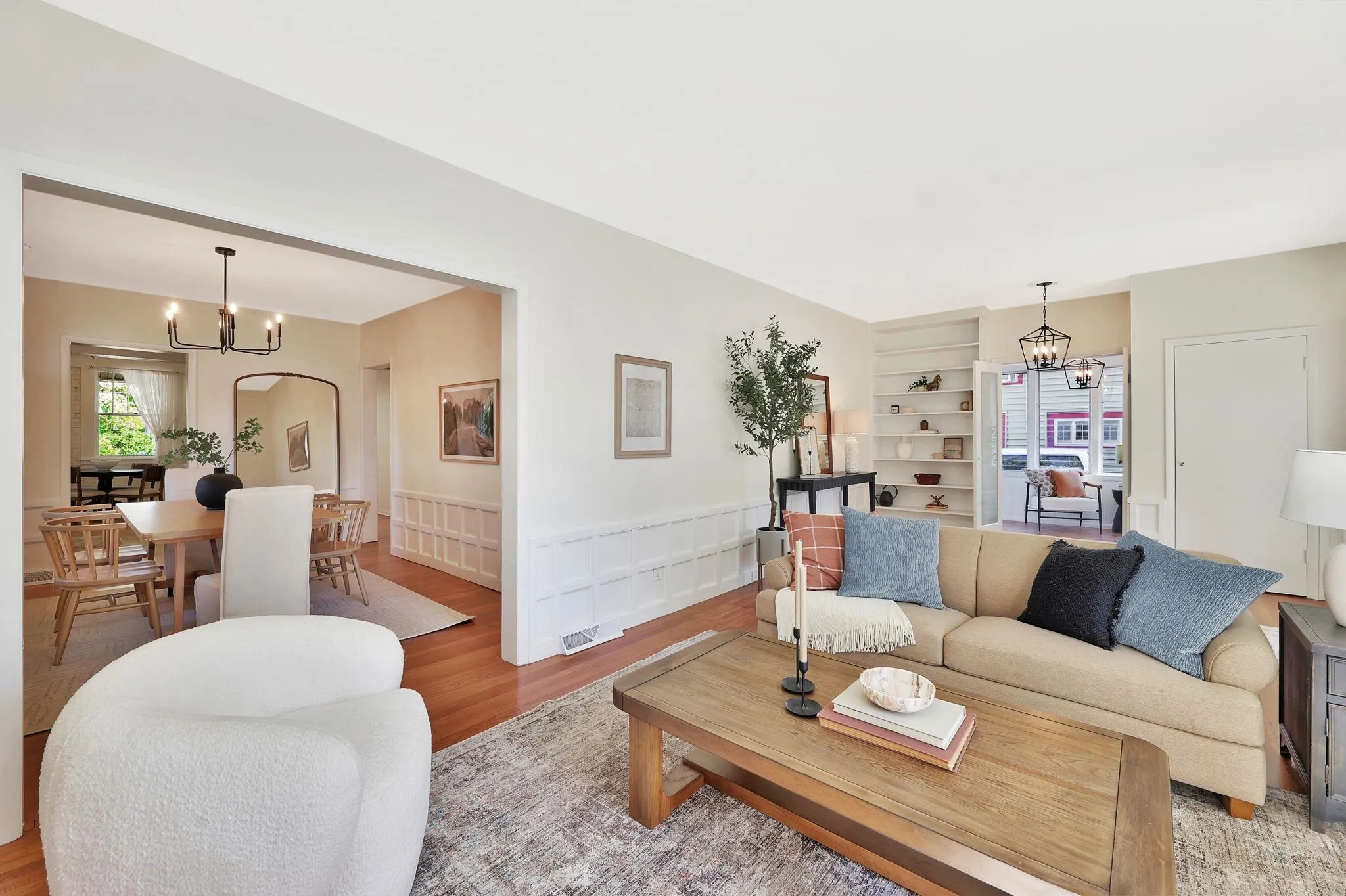 Wichita, Kansas 67208, United States, 3 Bedrooms Bedrooms, ,2 BathroomsBathrooms,Residential,Pending,38305