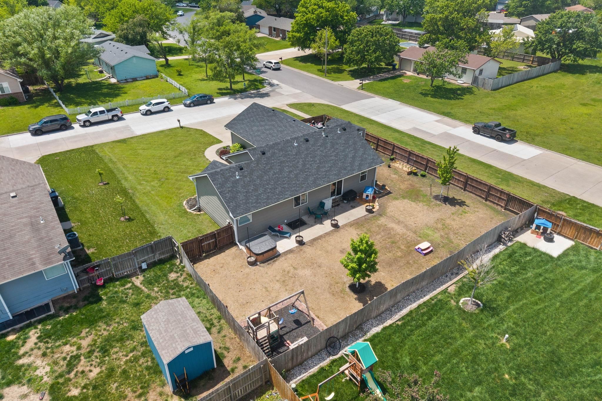 424 Wheatridge Dr, Newton, Kansas image 27