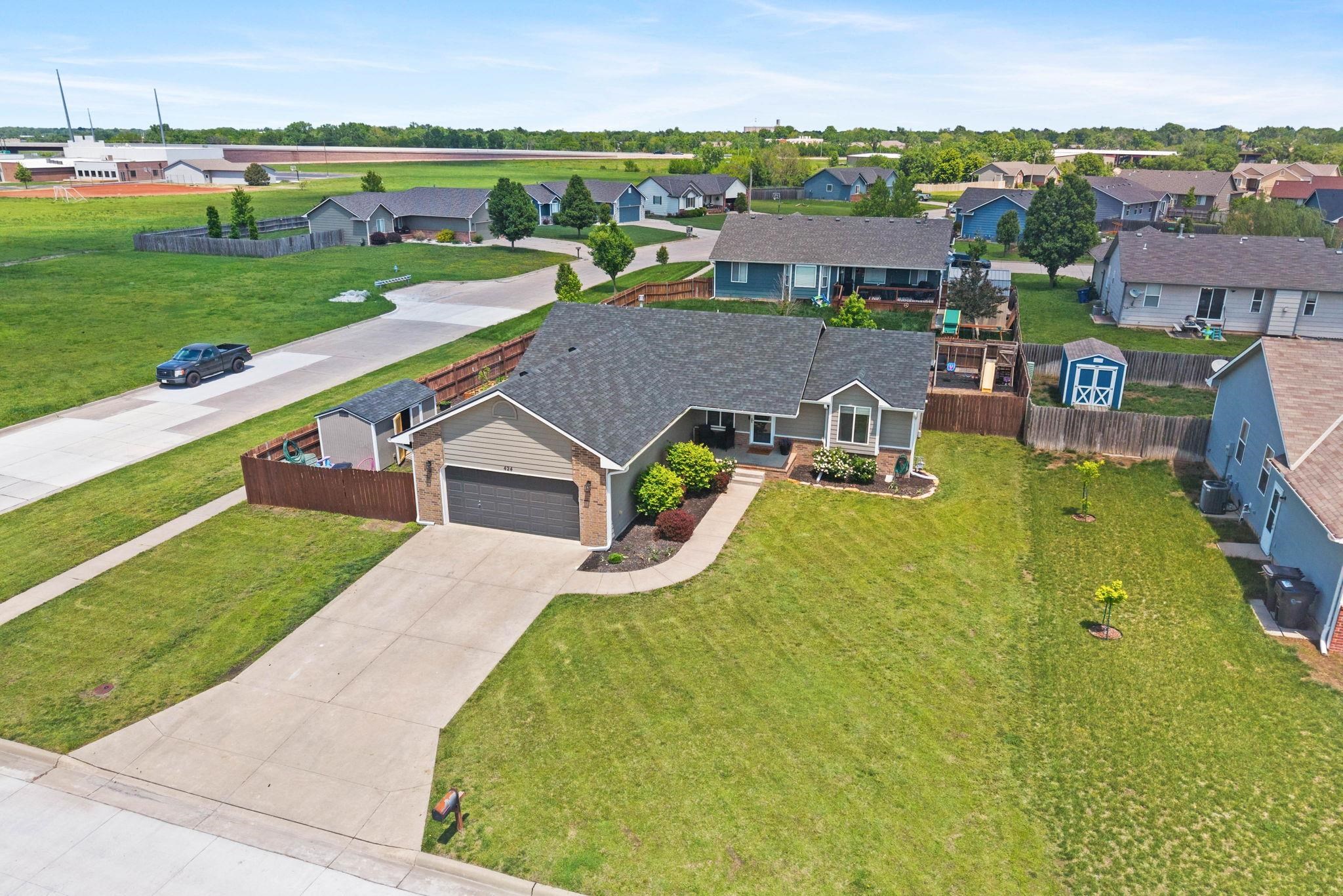 424 Wheatridge Dr, Newton, Kansas image 28
