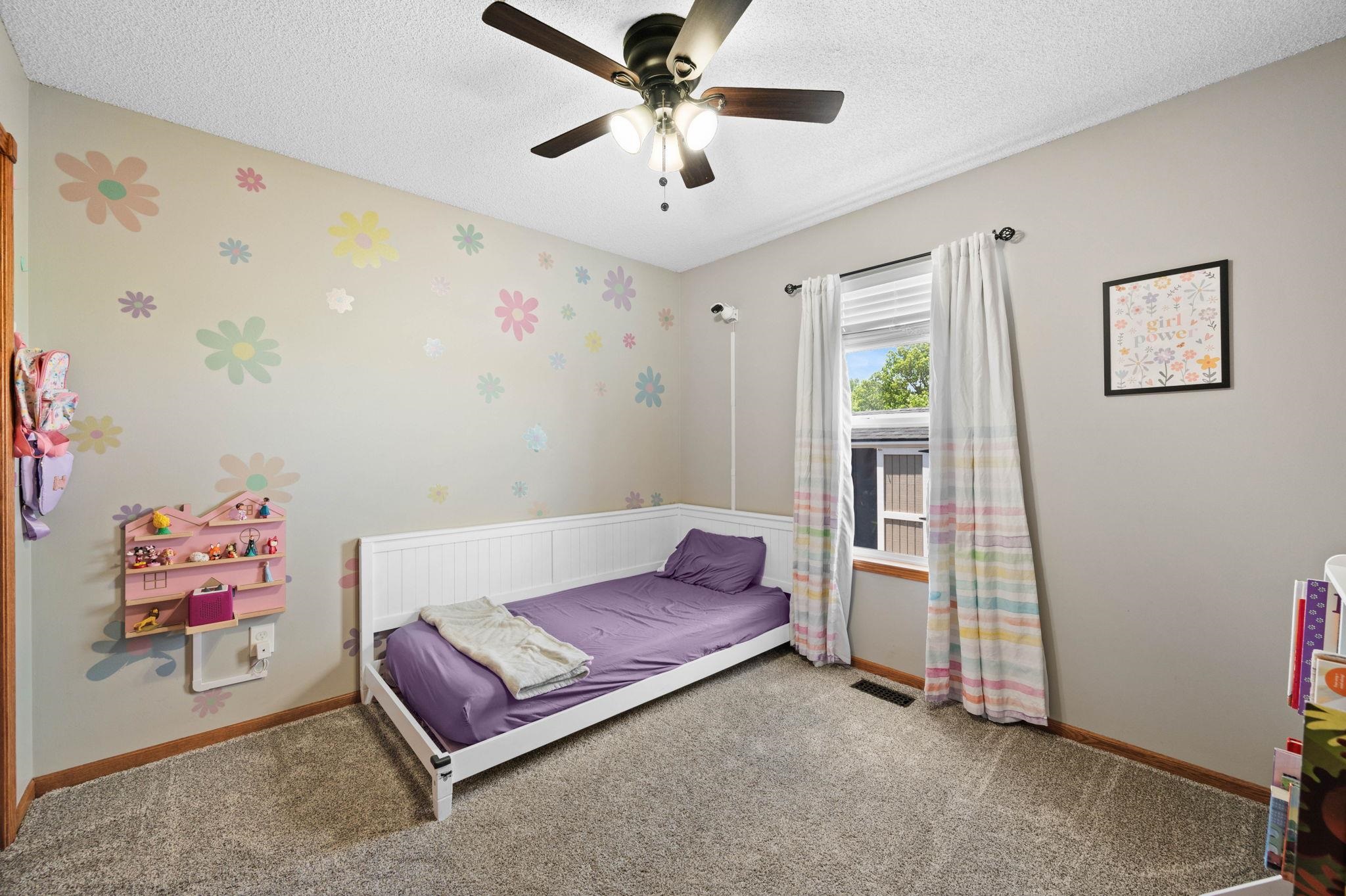 424 Wheatridge Dr, Newton, Kansas image 13