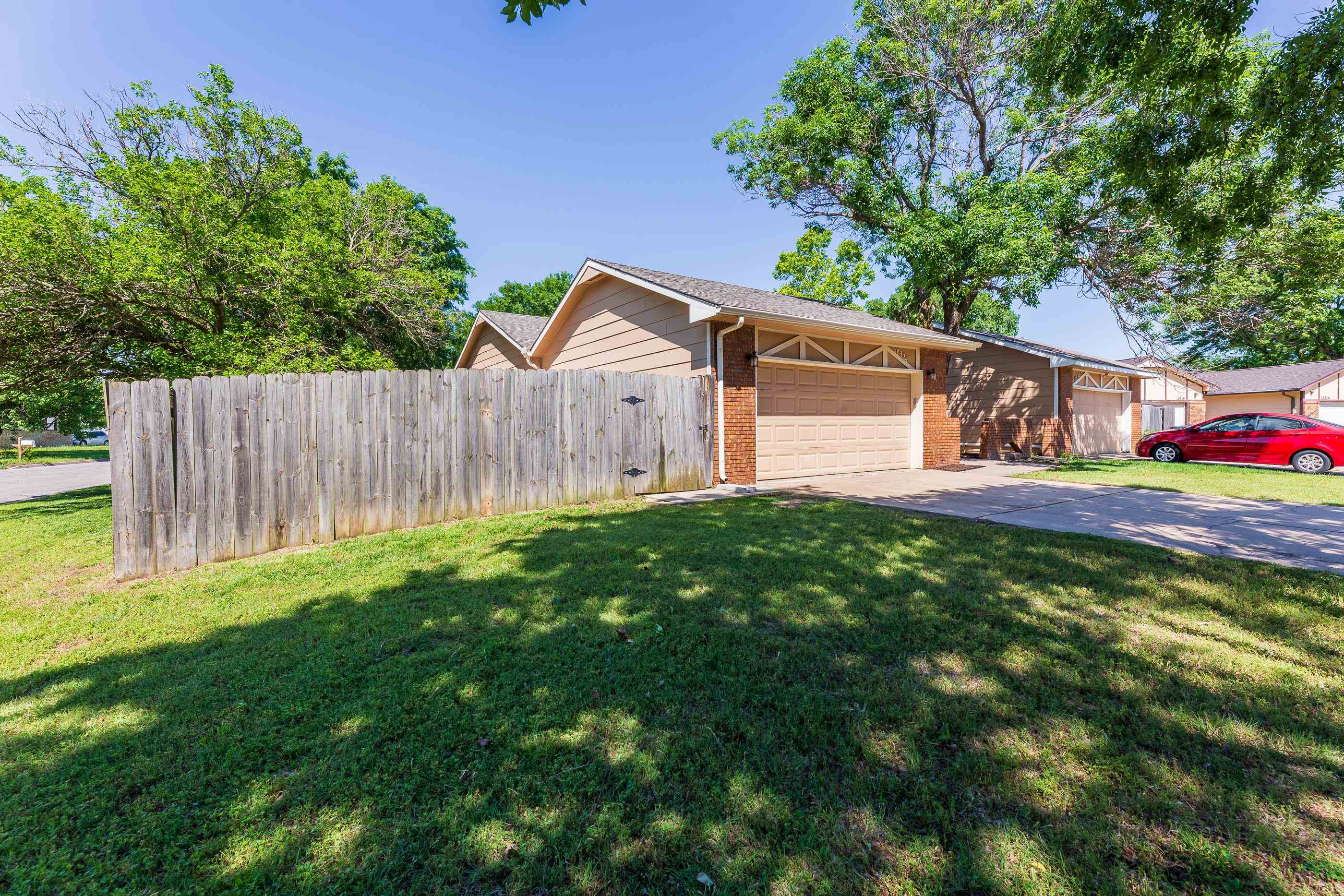 10324 W Merton Ct, Wichita, Kansas image 3