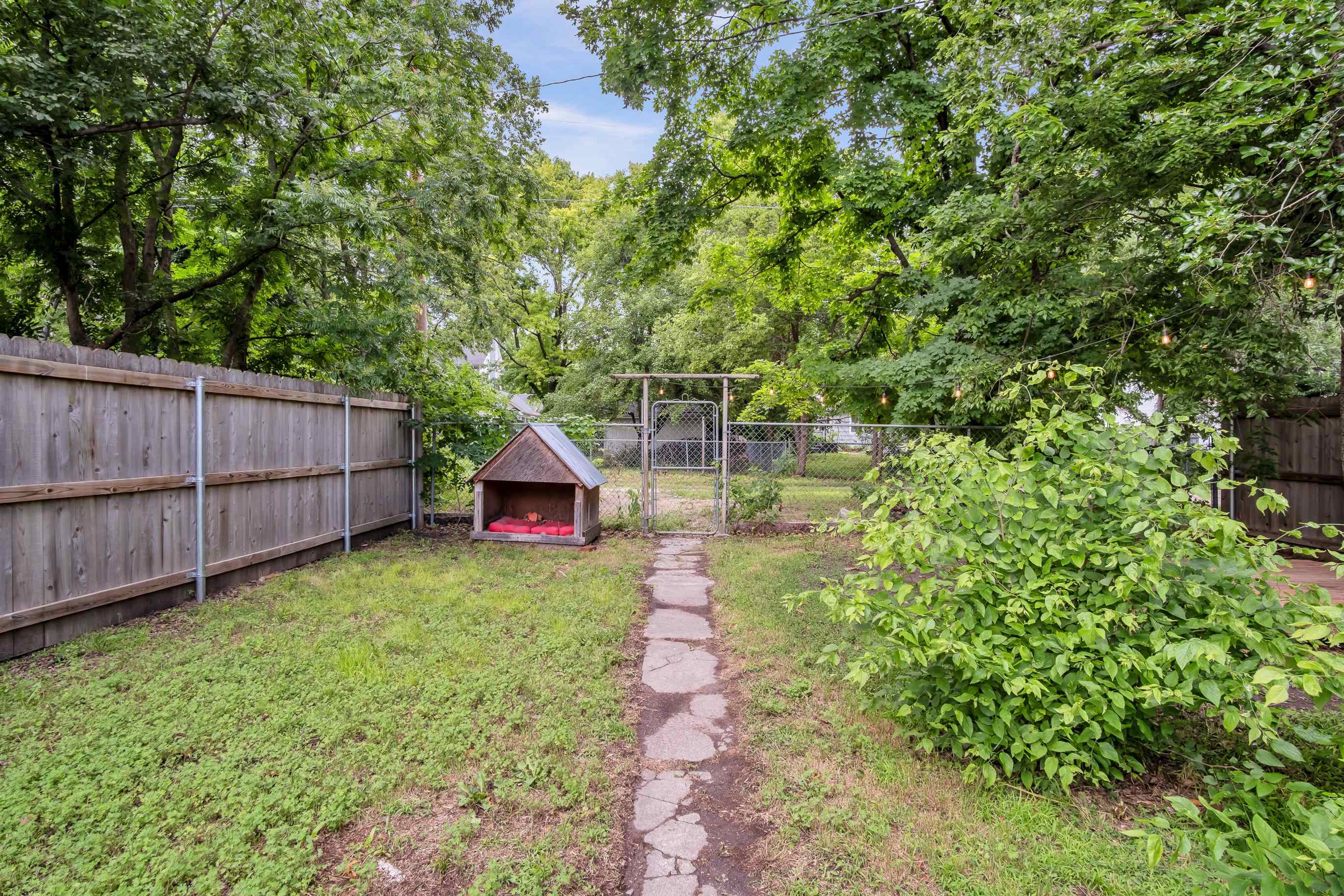 716 E 5th St, Newton, Kansas image 30