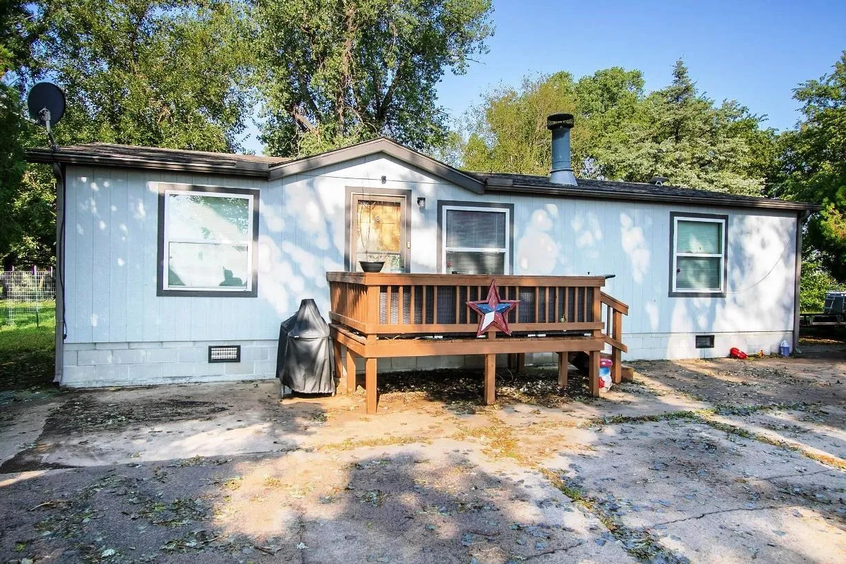 Sedgwick, Kansas 67135, United States, 3 Bedrooms Bedrooms, ,2 BathroomsBathrooms,Residential,Active,206178