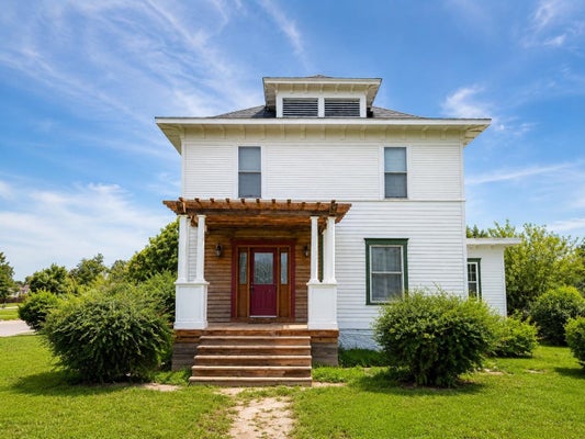 320 N MAPLE ST, EUREKA, KS 67045 - Image edb053f2d0968d3ee7c3686c393095cf/3627626293