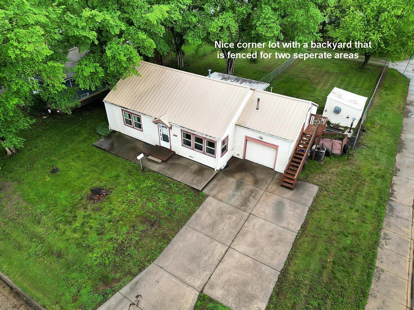1729 Moyle St, Augusta, Kansas image 3