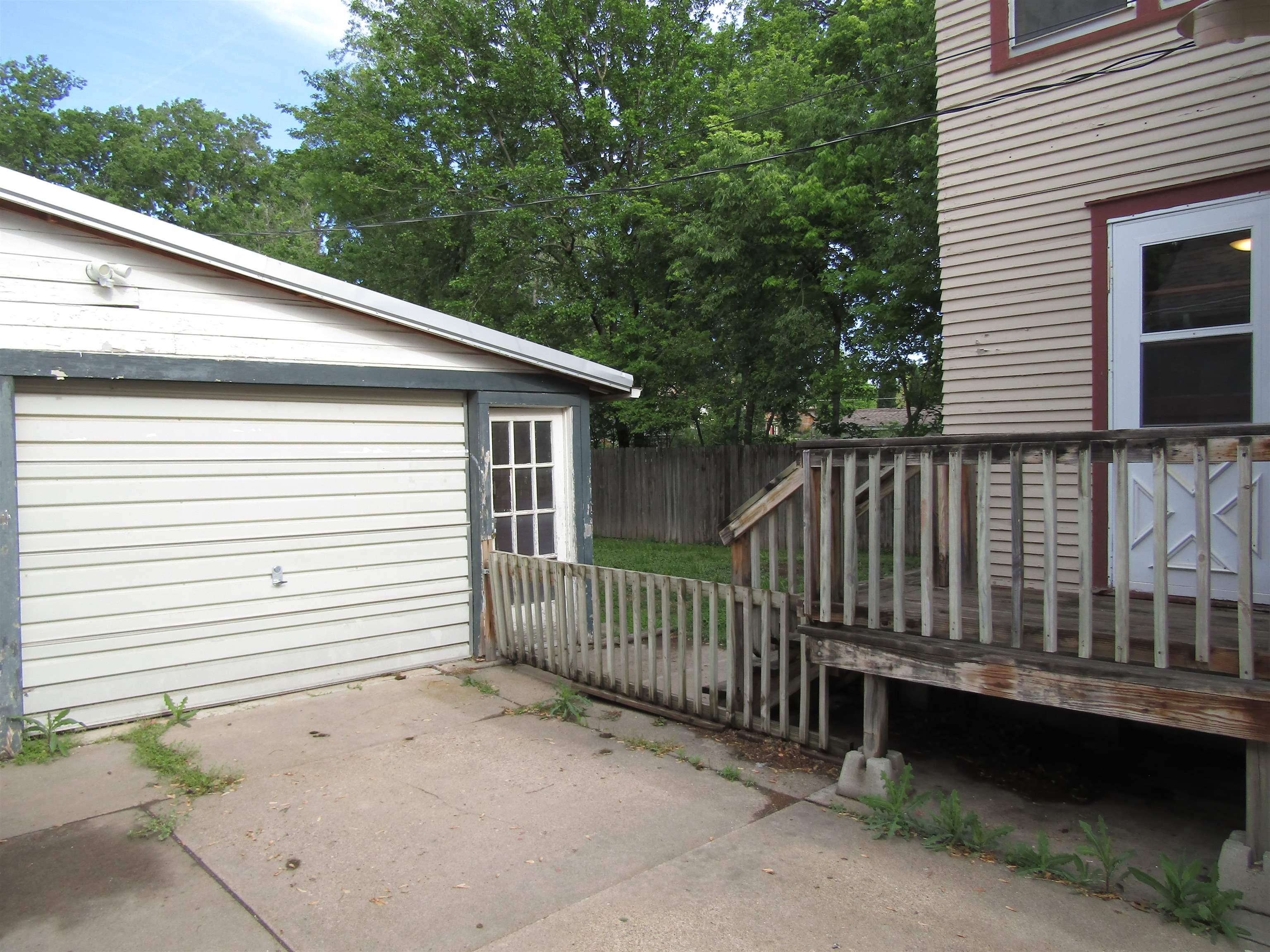 844 S 5th St, Salina, Kansas image 32