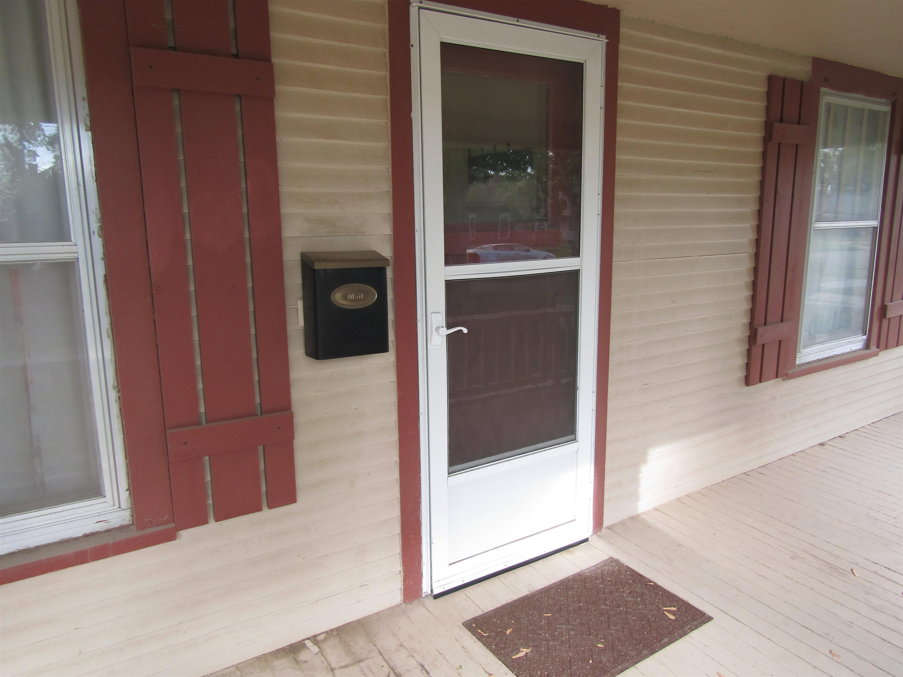 844 S 5th St, Salina, Kansas image 3