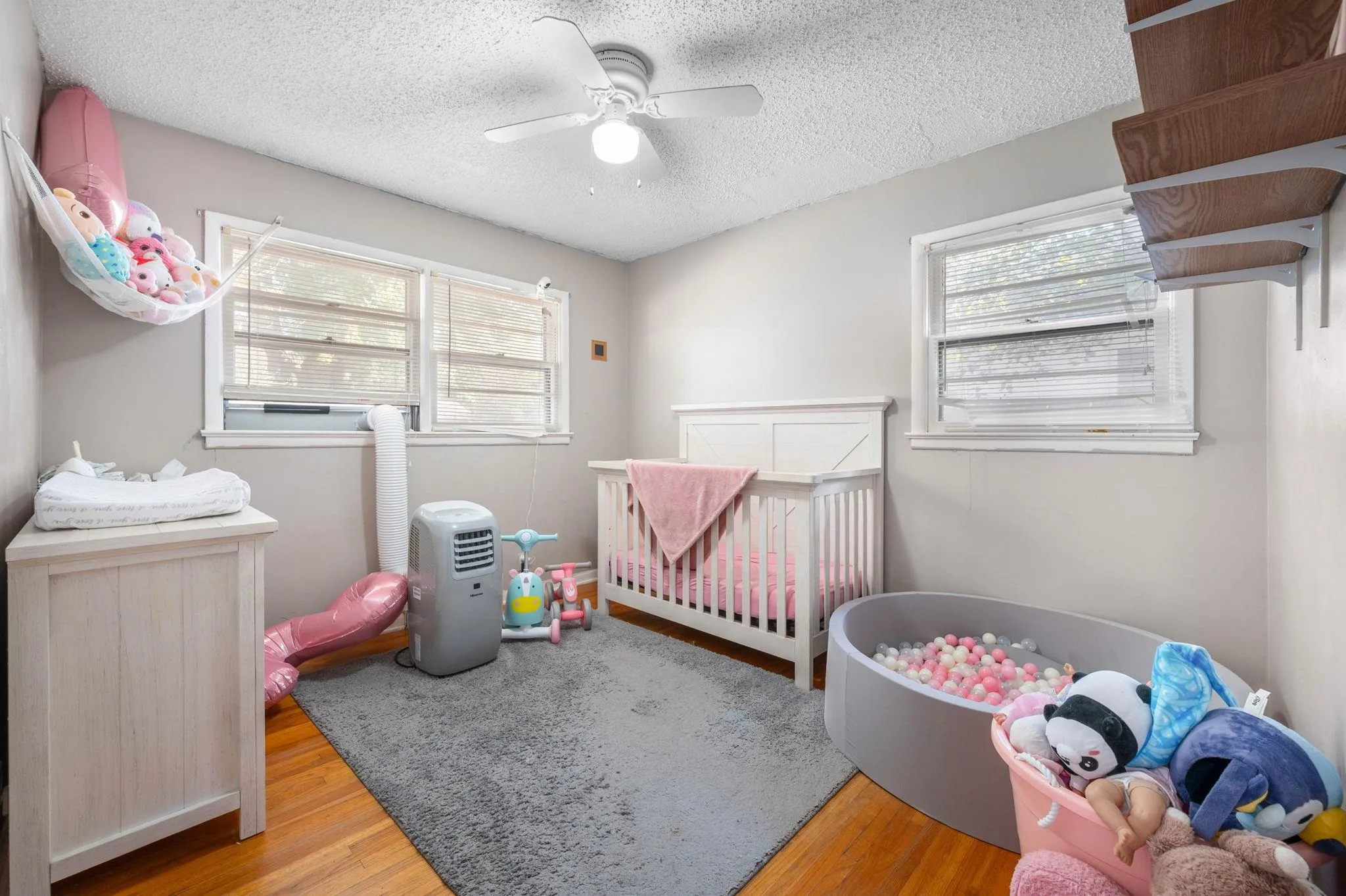 Wichita, Kansas 67207, United States, 3 Bedrooms Bedrooms, ,2 BathroomsBathrooms,Residential,Active,222293