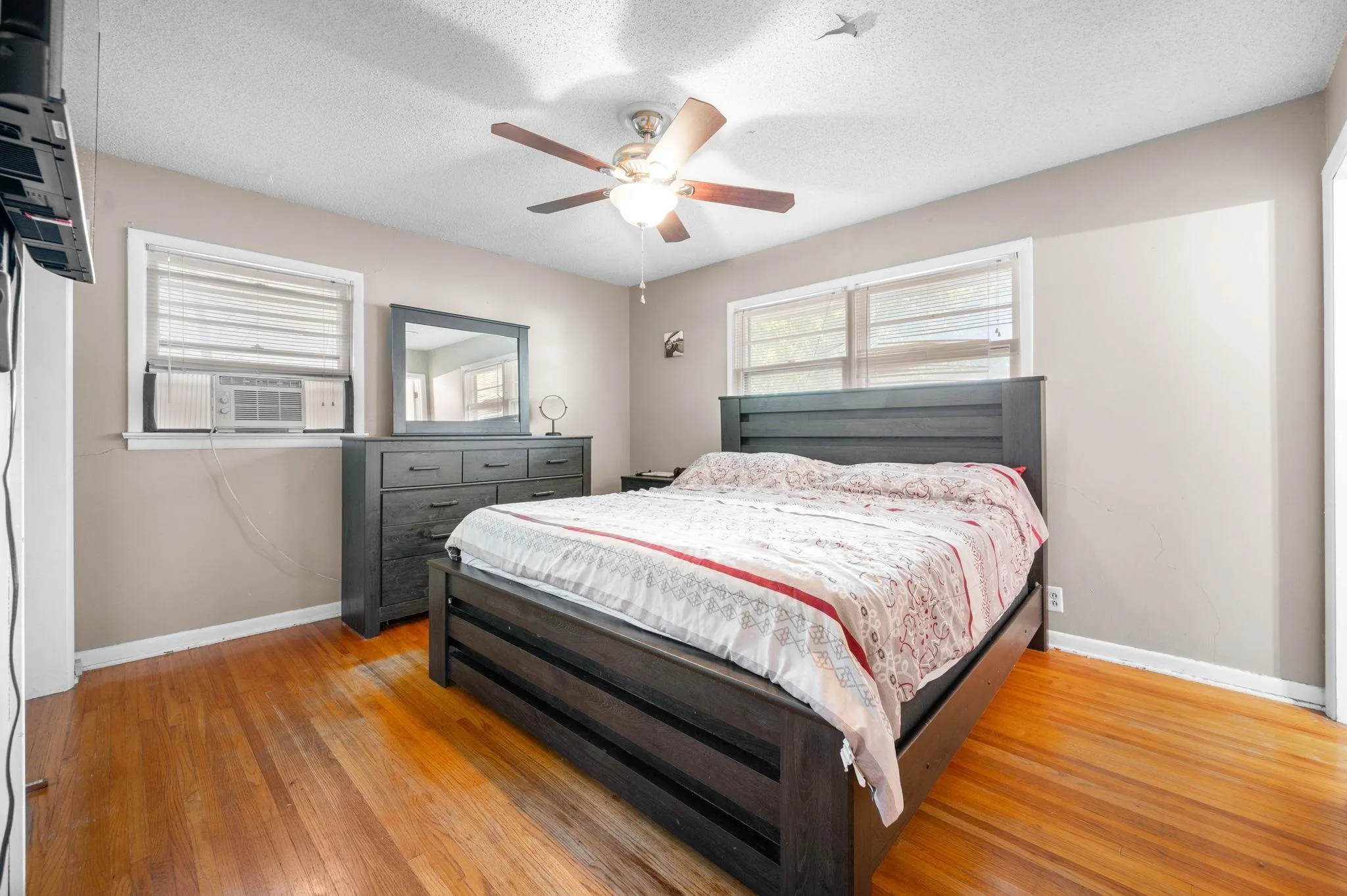 Wichita, Kansas 67207, United States, 3 Bedrooms Bedrooms, ,2 BathroomsBathrooms,Residential,Active,222293