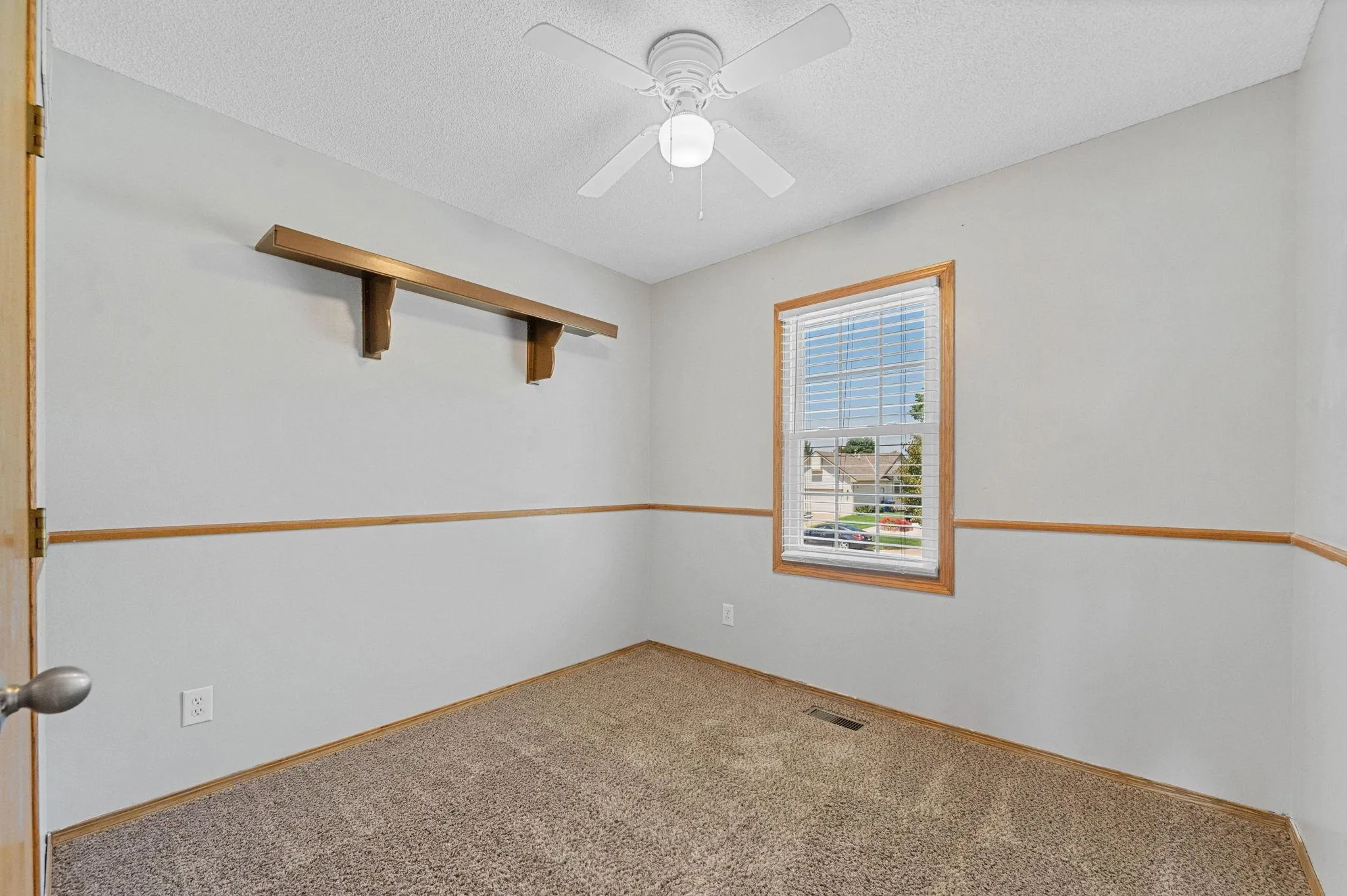 Wichita, Kansas 67205, United States, 4 Bedrooms Bedrooms, ,3 BathroomsBathrooms,Residential,Active,177555