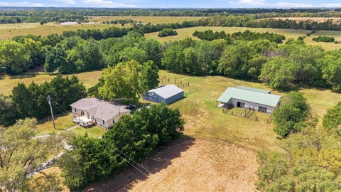 Mobile Home For Sale - 16139 SW Cherokee Rd<br/> Butler County, Douglass, KS 67039
