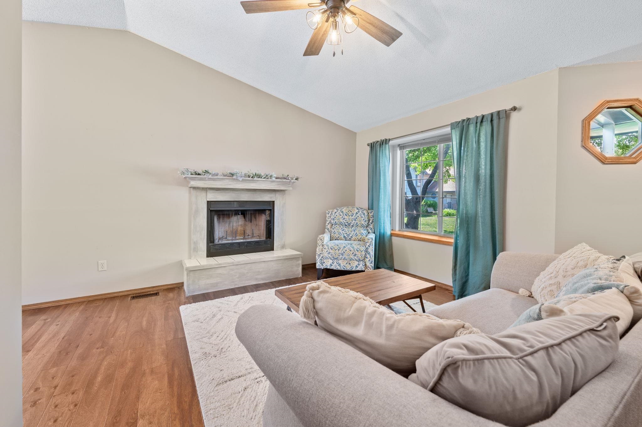 1601 N Robin Cir, Wichita, Virginia image 5