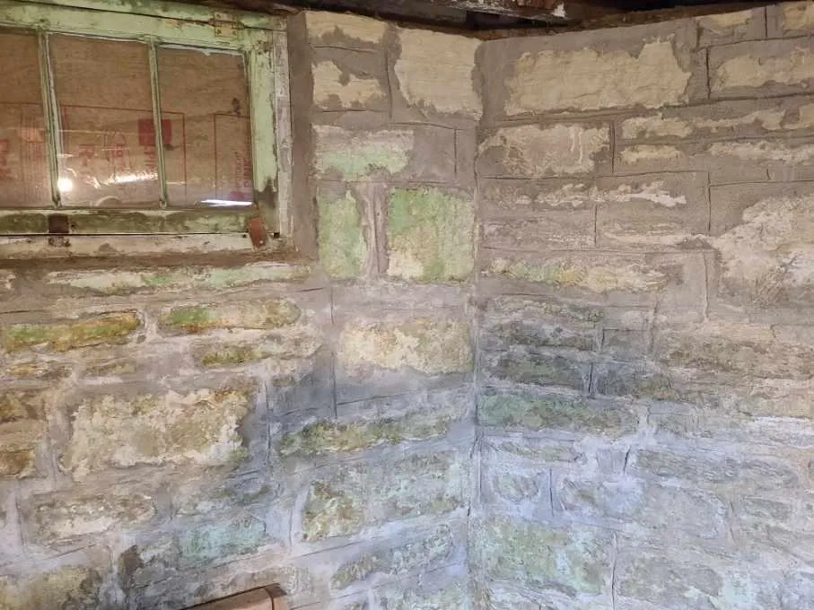 Winfield, Kansas 67156, United States, 4 Bedrooms Bedrooms, ,4 BathroomsBathrooms,Residential,Active,212259