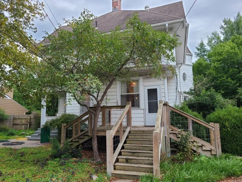 Winfield, Kansas 67156, United States, 4 Bedrooms Bedrooms, ,4 BathroomsBathrooms,Residential,Active,212259