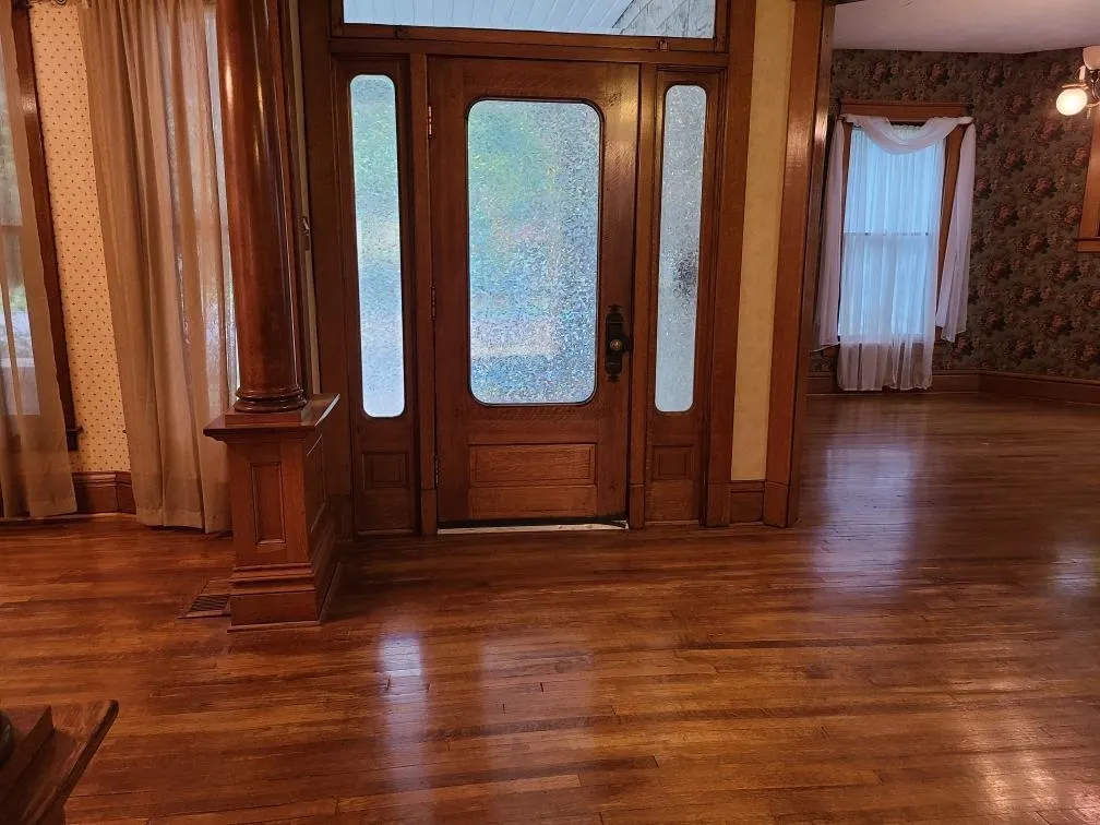 Winfield, Kansas 67156, United States, 4 Bedrooms Bedrooms, ,4 BathroomsBathrooms,Residential,Active,212259