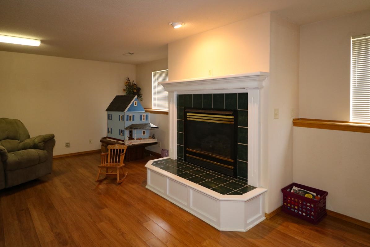 114 N Springwood Dr, Derby, Kansas image 22