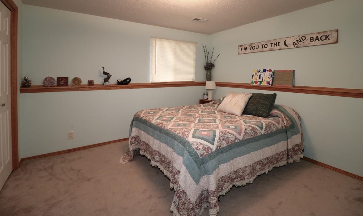 114 N Springwood Dr, Derby, Kansas image 23