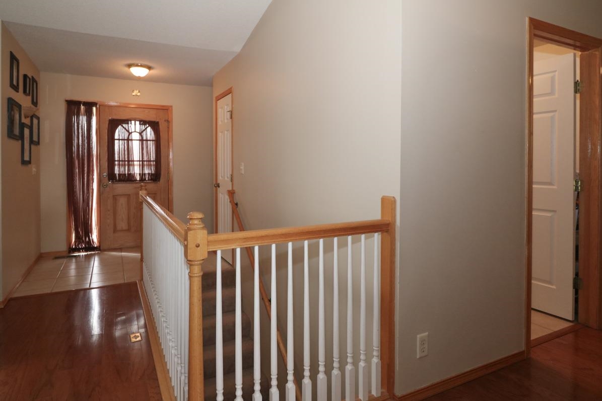 114 N Springwood Dr, Derby, Kansas image 3