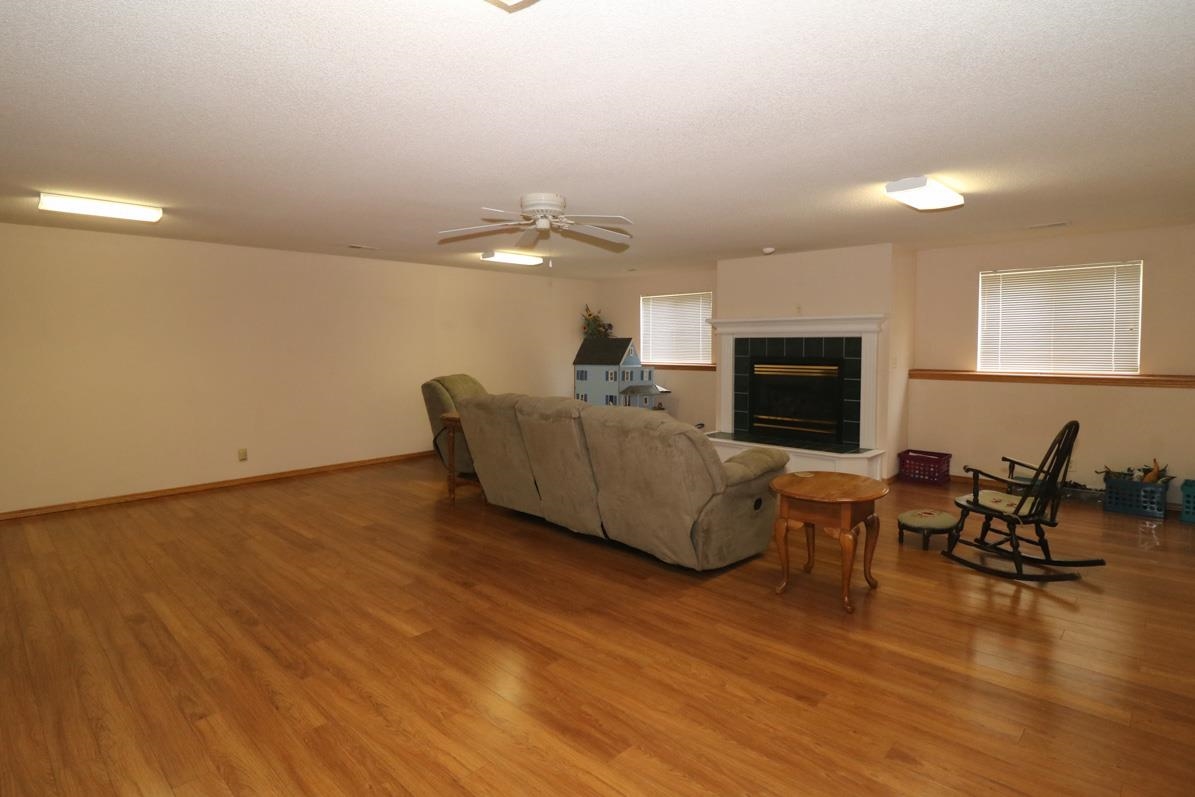 114 N Springwood Dr, Derby, Kansas image 21