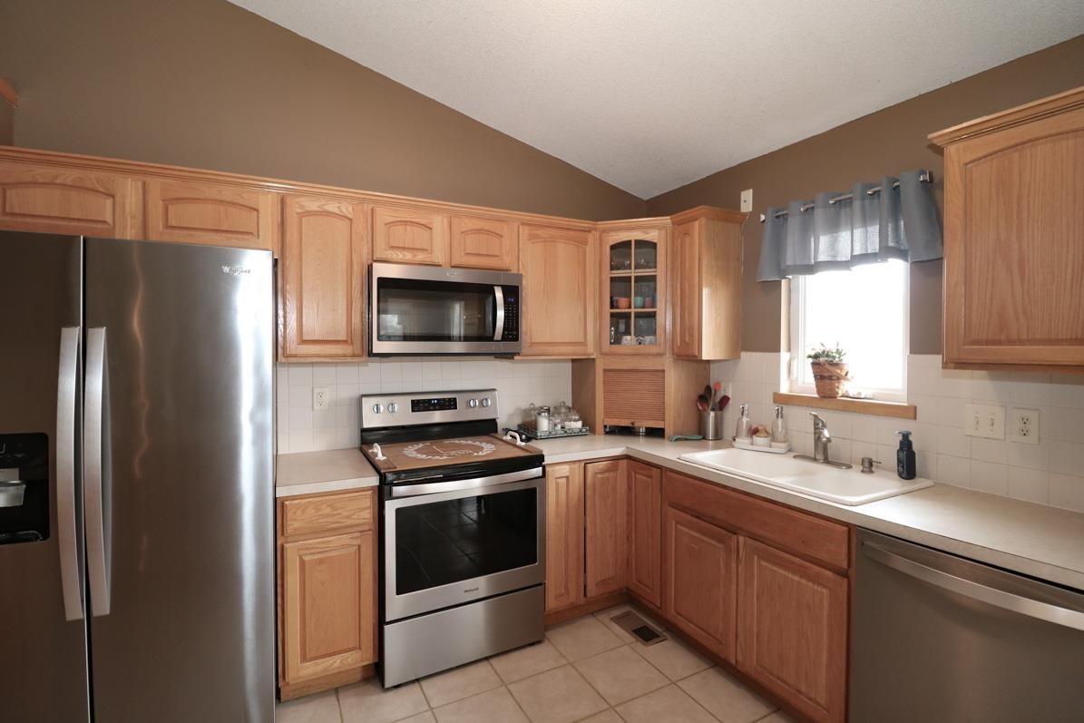 114 N Springwood Dr, Derby, Kansas image 9