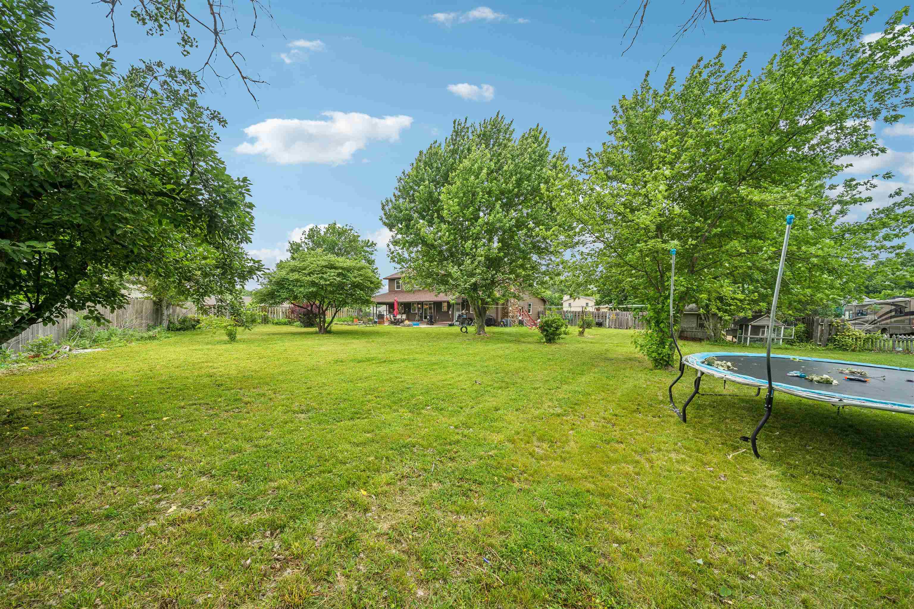 300 N Bentwood Dr, Rose Hill, Kansas image 29