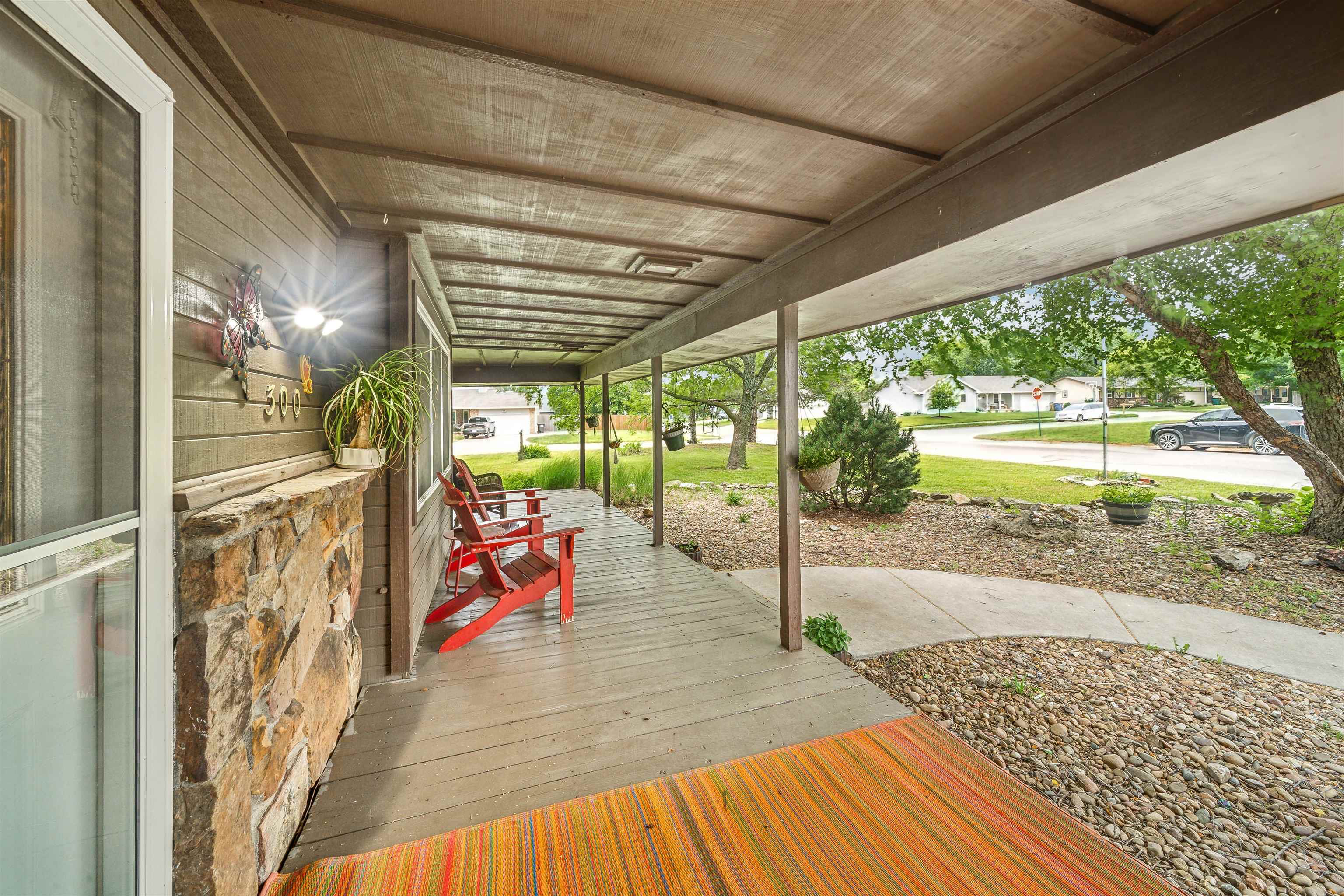 300 N Bentwood Dr, Rose Hill, Kansas image 22