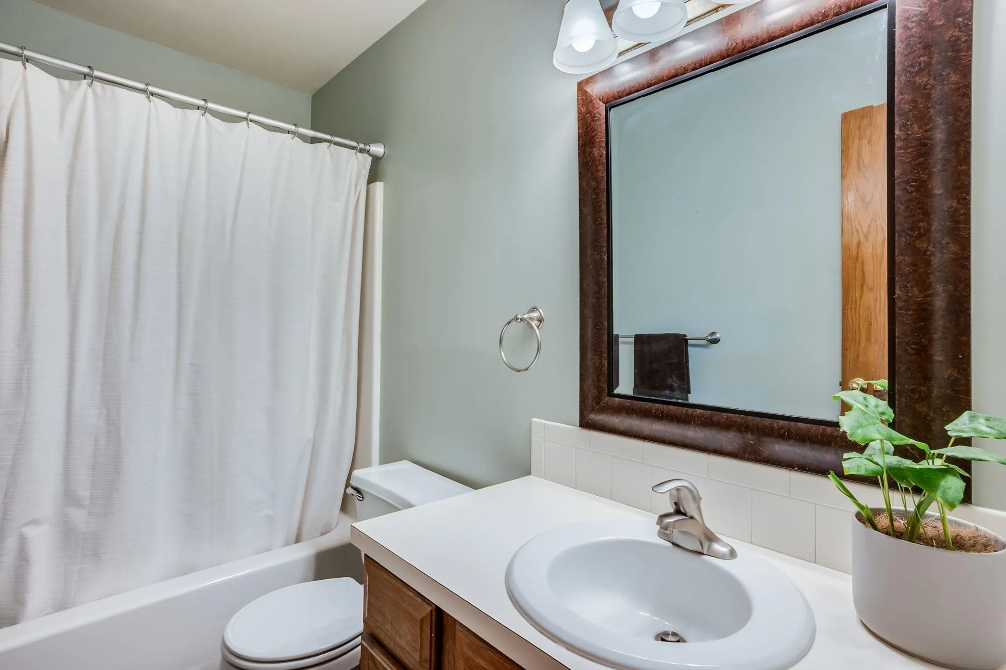 Derby, Kansas 67037, United States, 4 Bedrooms Bedrooms, ,3 BathroomsBathrooms,Residential,Active,179205