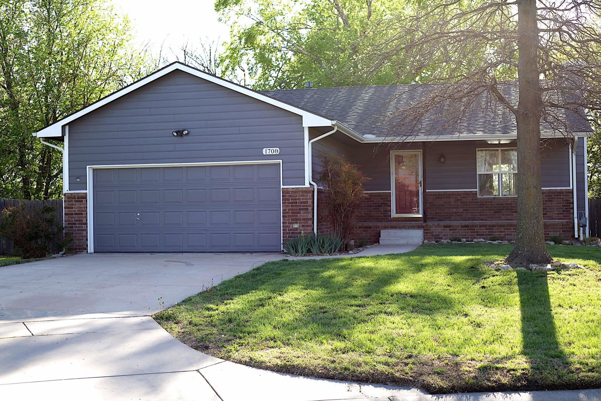 1708 N Wedgewood Ct, Mulvane, Kansas image 1