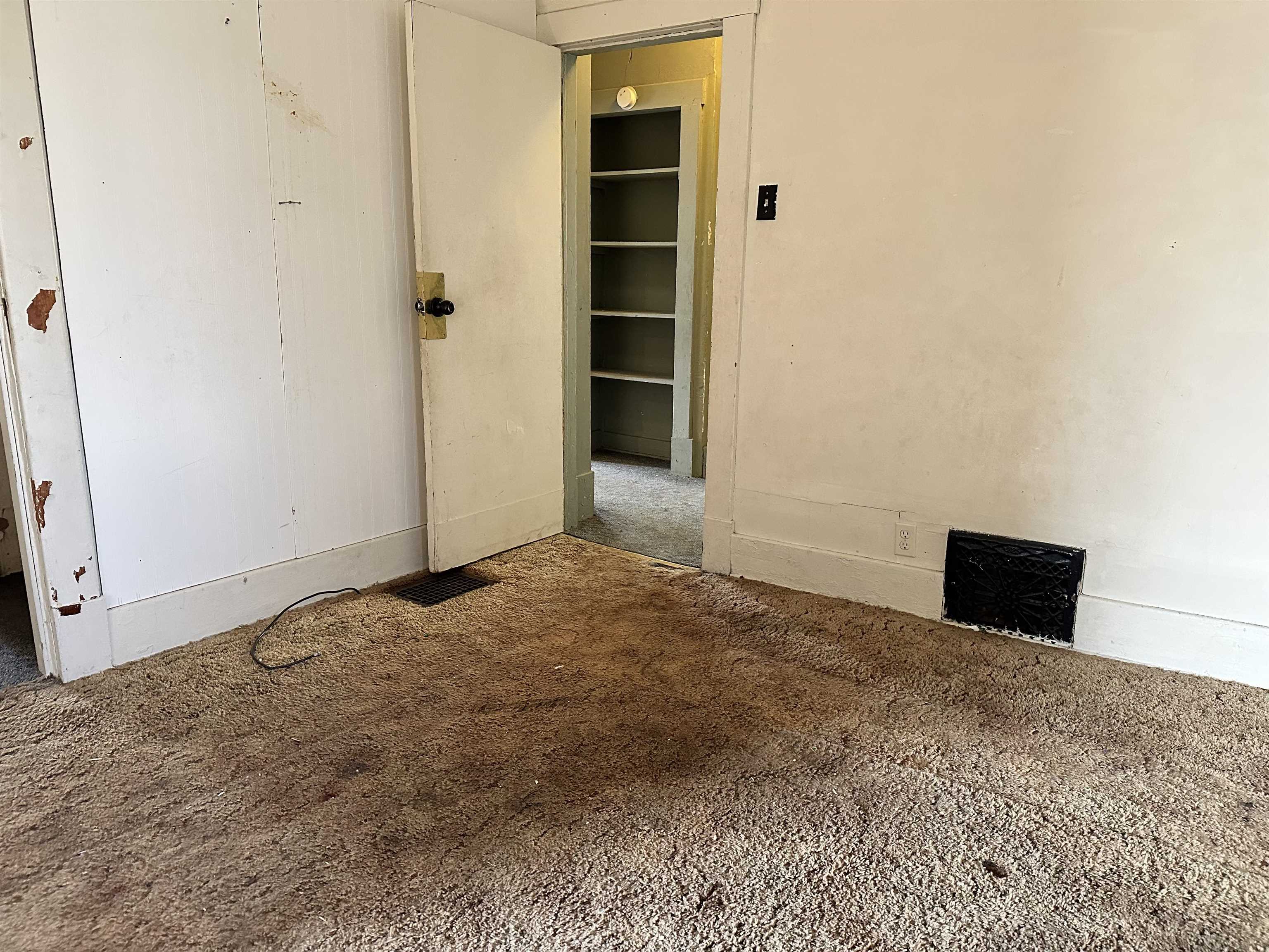 110 N College Ave, Salina, Kansas image 8