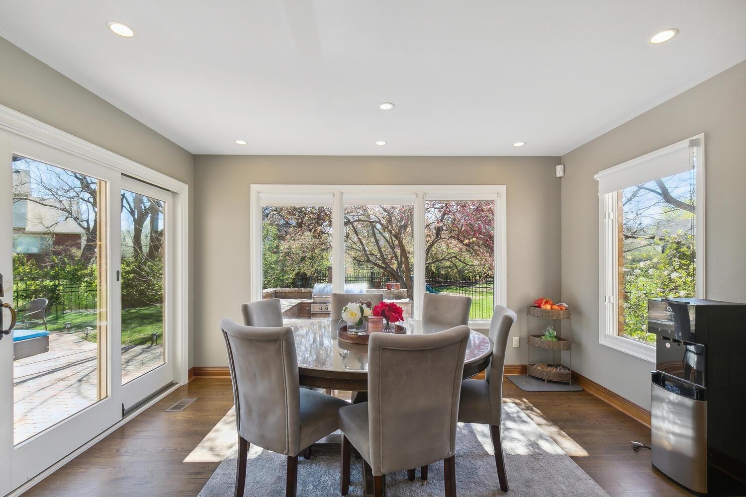 Wichita, Kansas 67226, United States, 5 Bedrooms Bedrooms, ,6 BathroomsBathrooms,Residential,Pending,62378