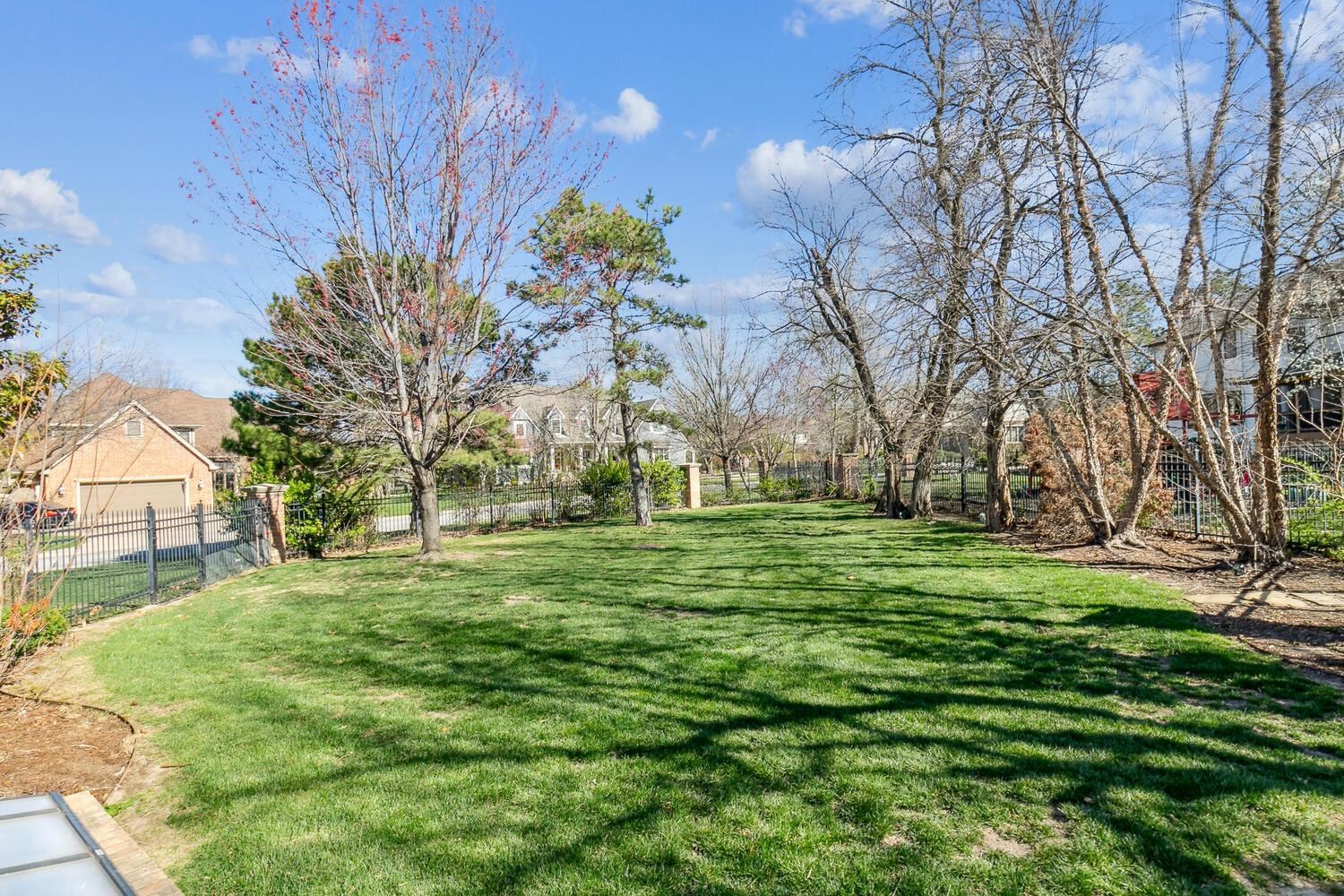 Wichita, Kansas 67226, United States, 5 Bedrooms Bedrooms, ,6 BathroomsBathrooms,Residential,Pending,62378