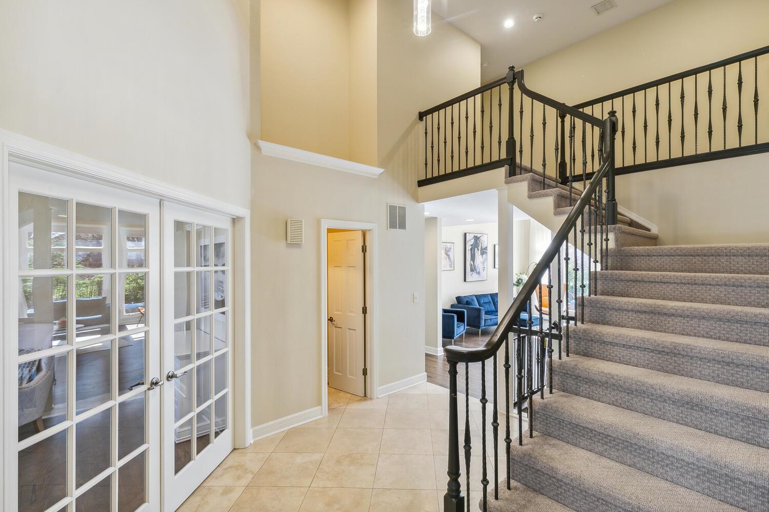 Wichita, Kansas 67226, United States, 5 Bedrooms Bedrooms, ,6 BathroomsBathrooms,Residential,Pending,62378