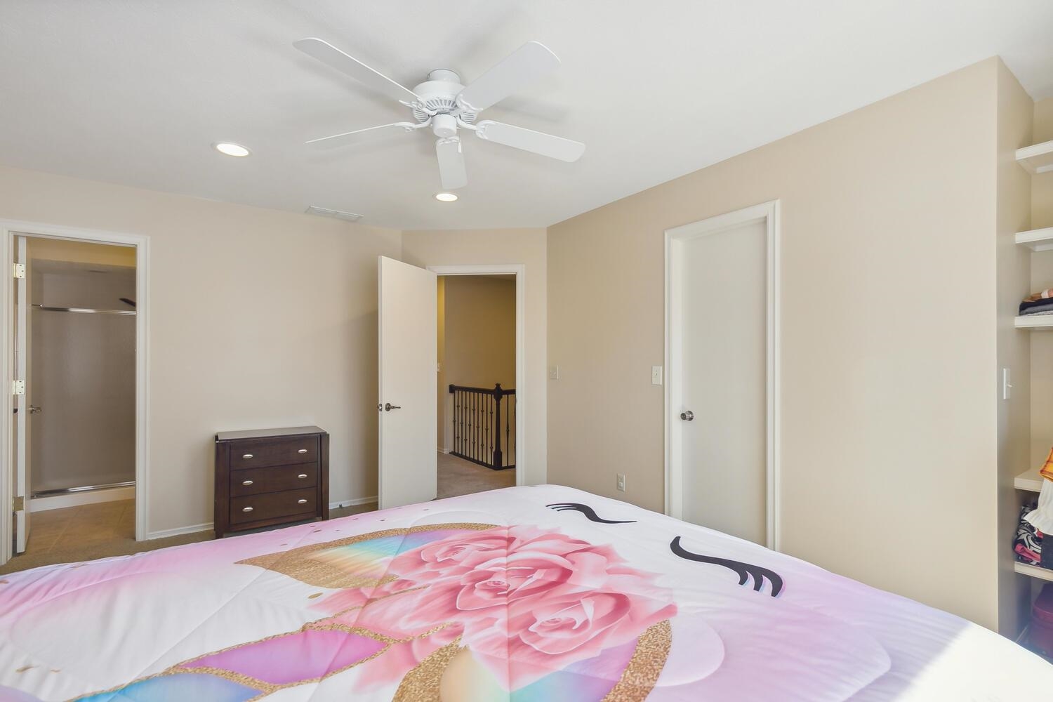 Wichita, Kansas 67226, United States, 5 Bedrooms Bedrooms, ,6 BathroomsBathrooms,Residential,Pending,62378